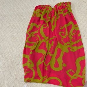 Structured strapless tropical dress